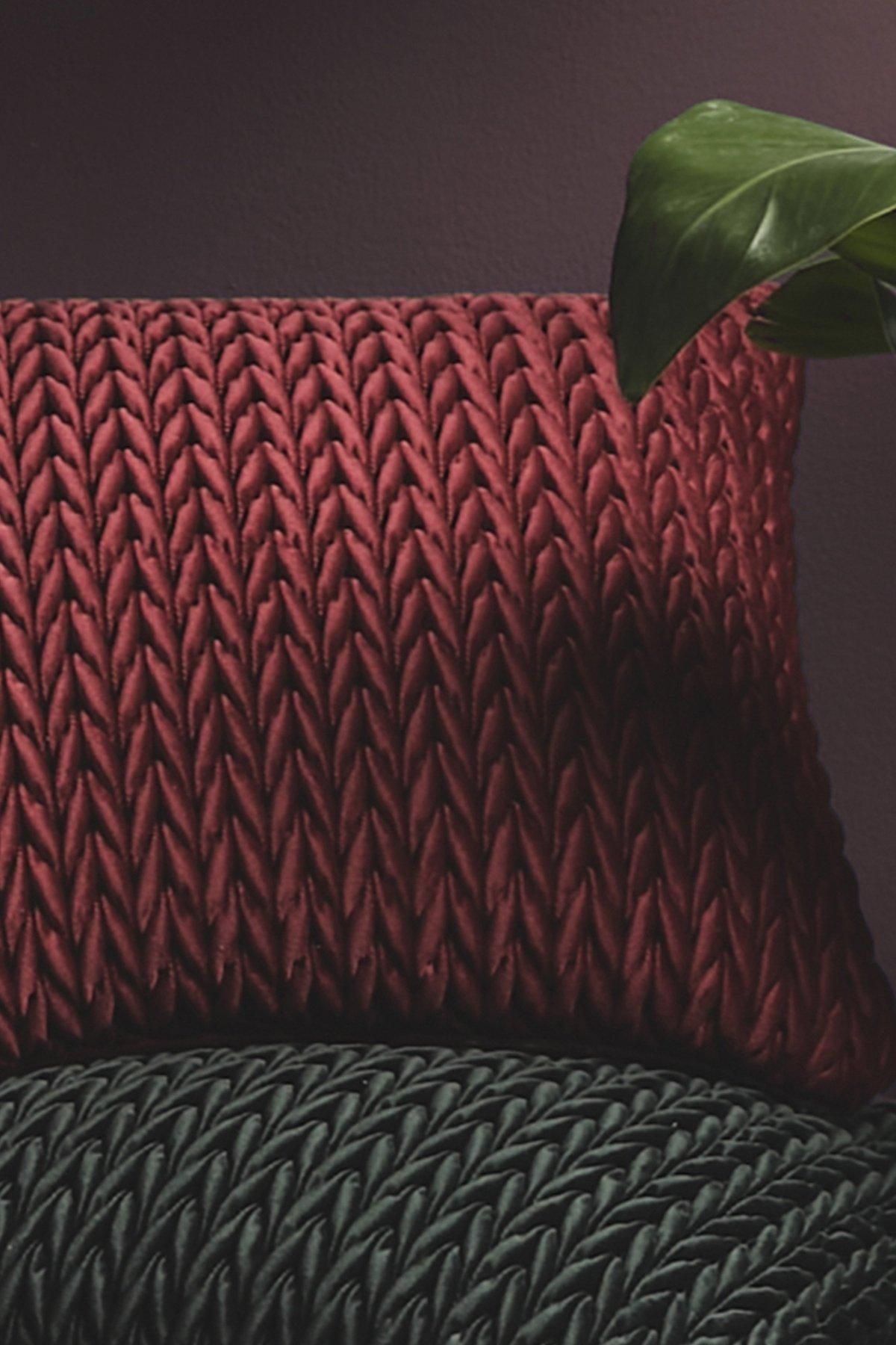 Laurence Llewelyn-Bowen 'Amory' Luxe Velvet Filled Cushion in Red