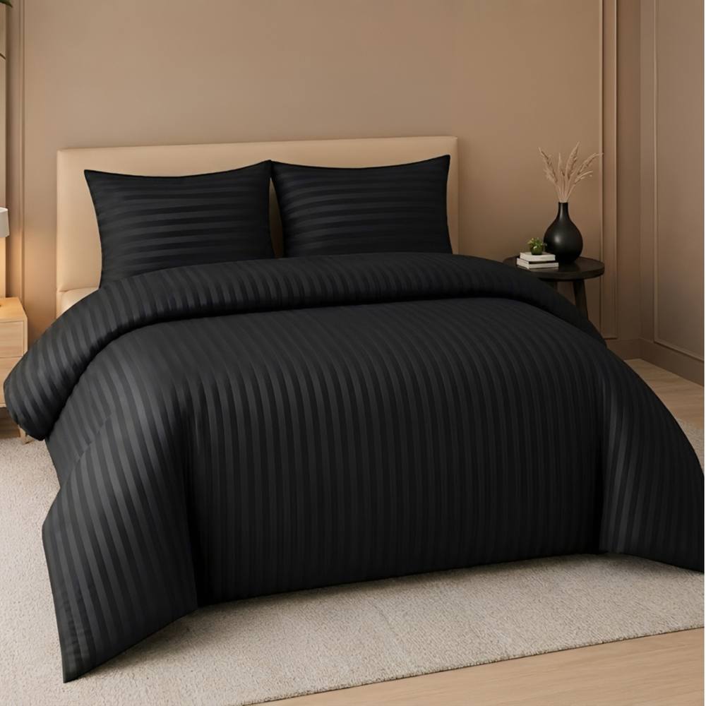 Pamposh Satin Stripes Duvet Cover Set Reversible Bedding Sets in Black