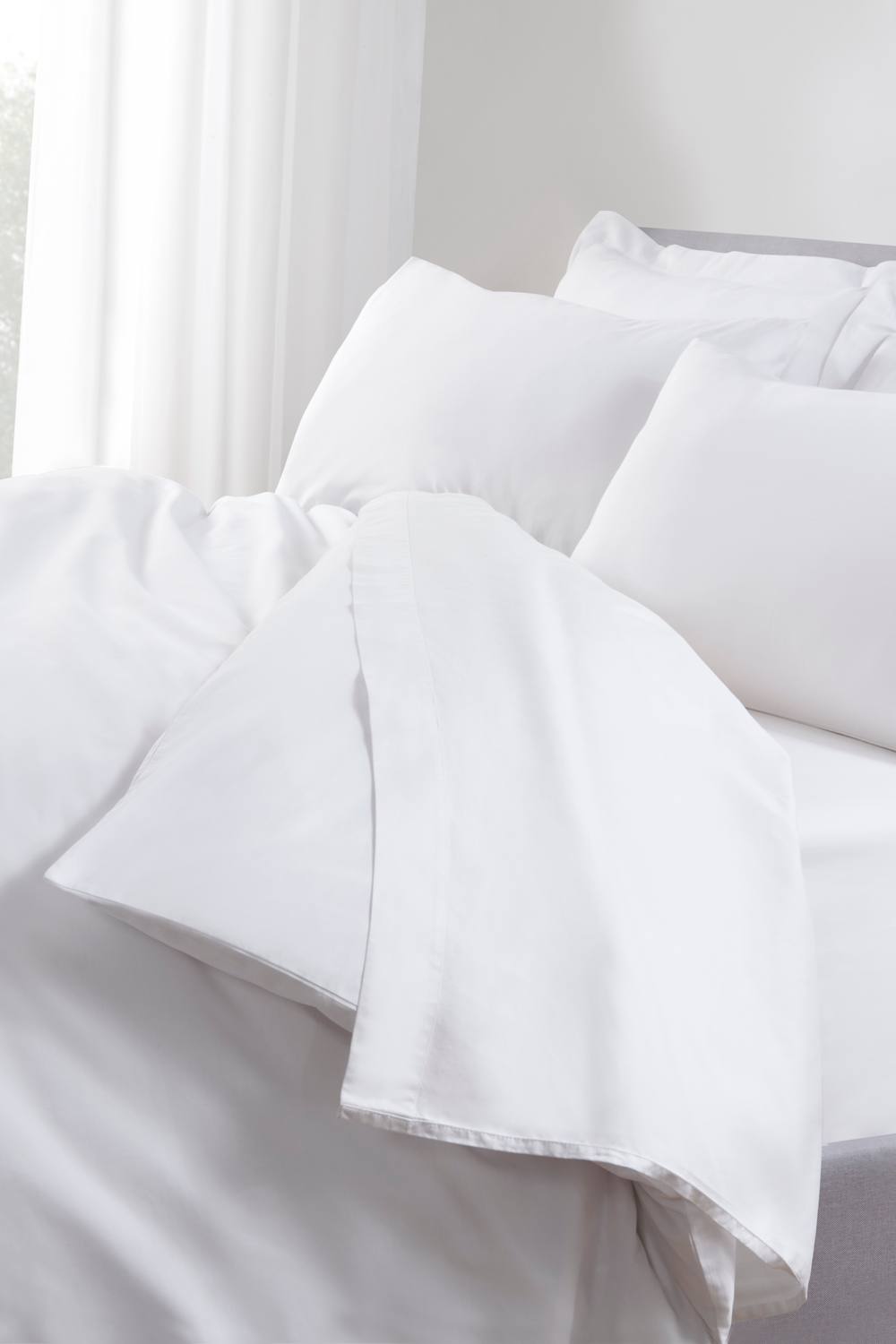 The Linen Consultancy 'TLC 5 Star Hotel Concept' 250TC Cotton Percale Flat Sheet in White