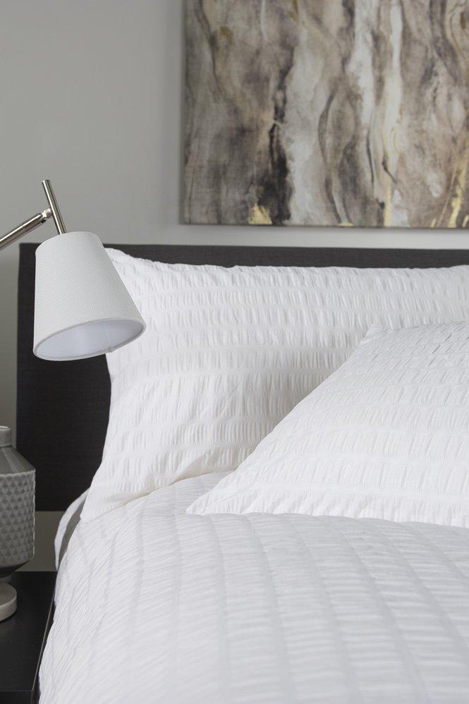 Stamford Seersucker Super King Duvet Set