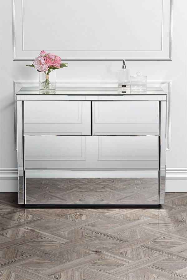 Monte Carlo Chest of Drawers