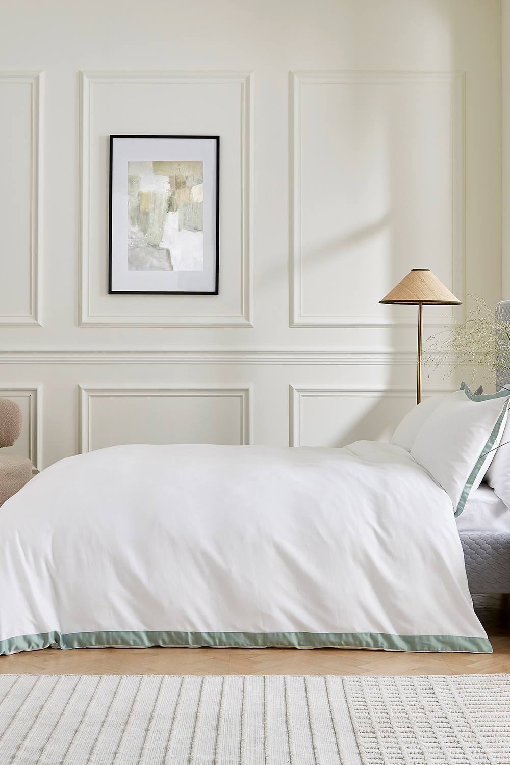 1951 'Olenna' Luxury 250 Thread Count Cotton Sateen Duvet Cover Set in Green
