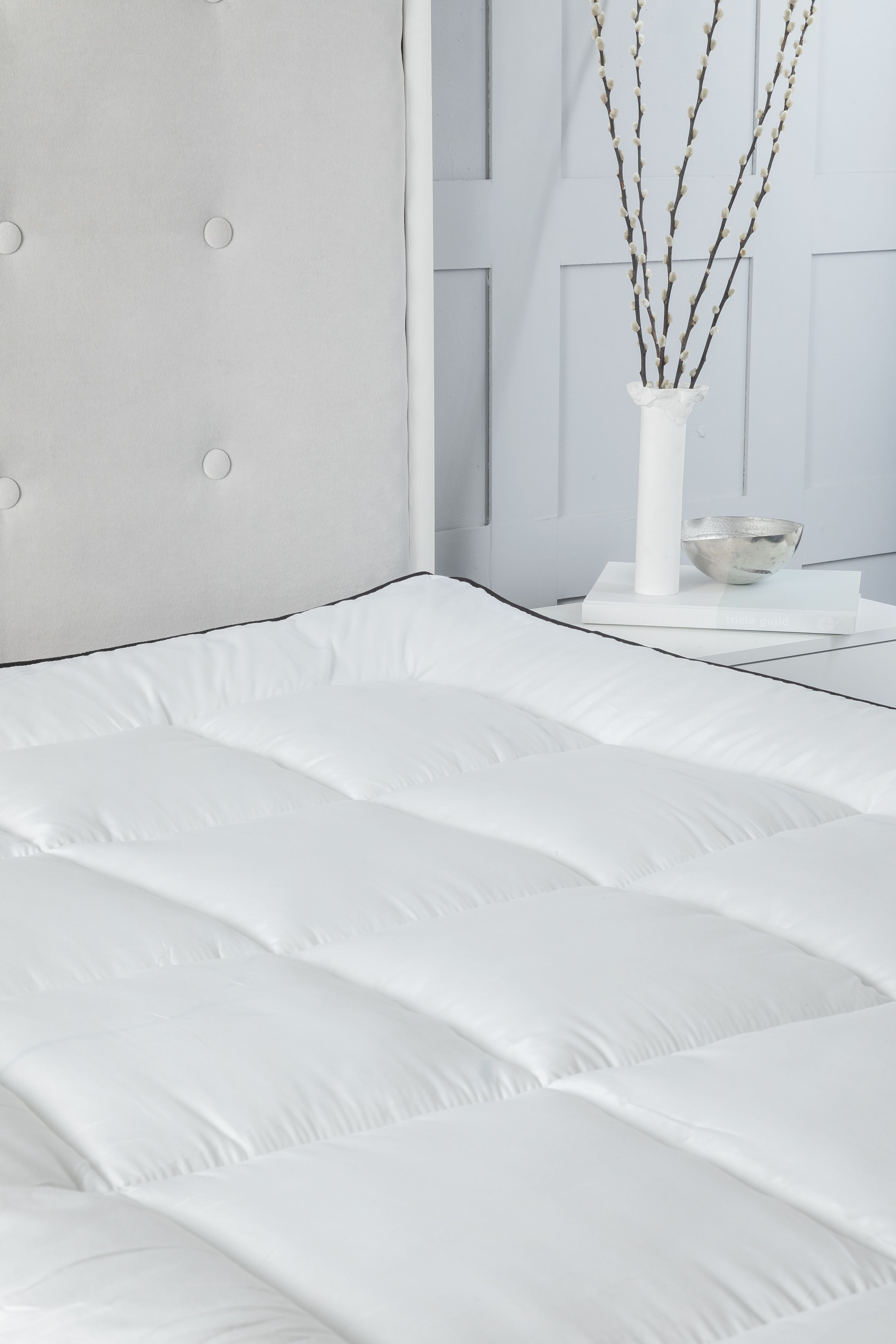 Snug City 5cm Thick Microfibre Soft Touch 2 Inch Mattress Topper in White