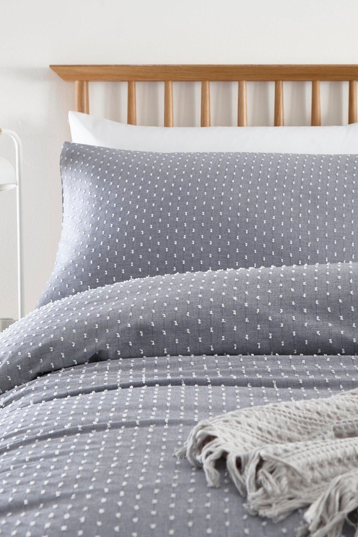Appletree 'Waterford' 100% Cotton Tufted Duvet Cover Set in Blue 2