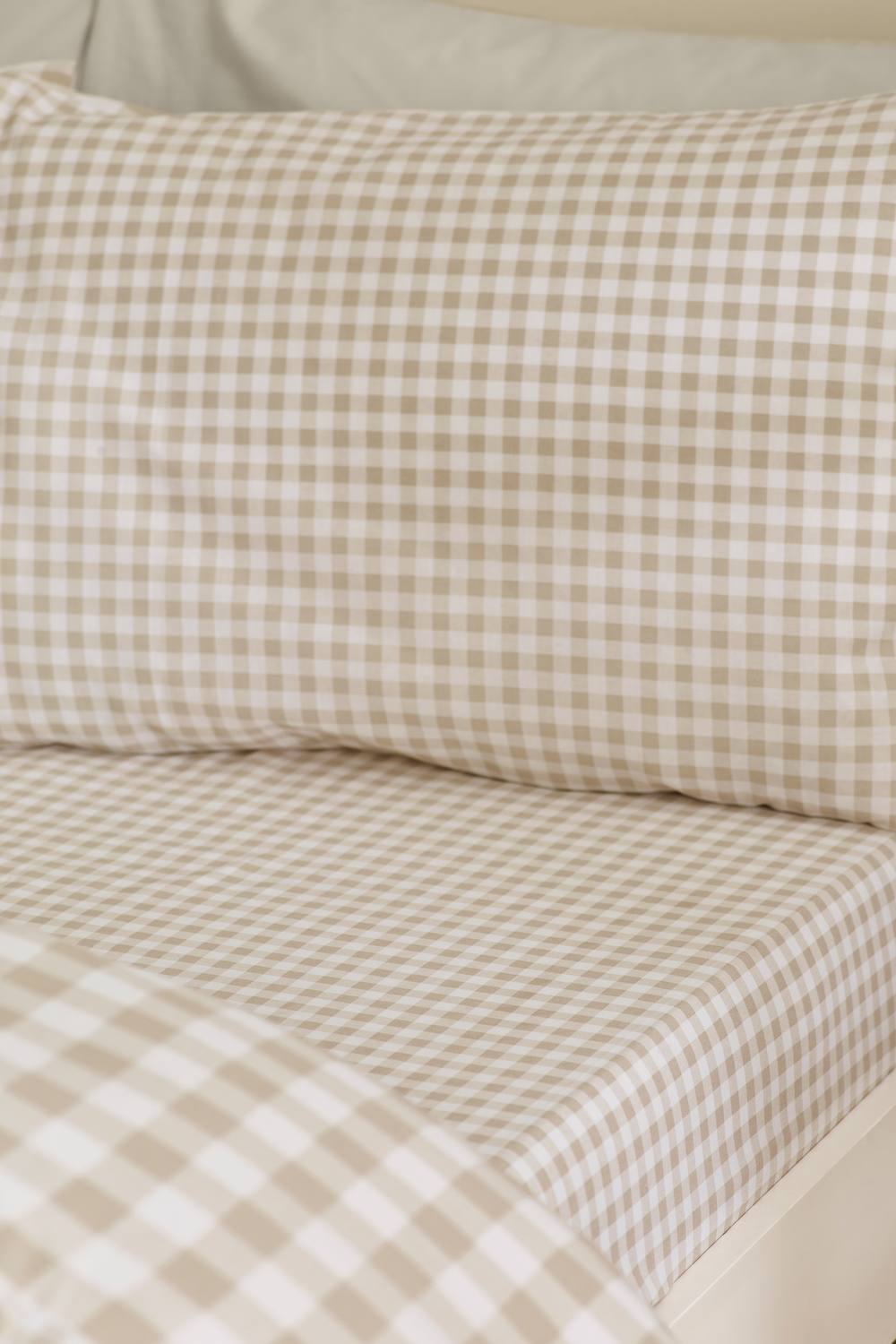 Catherine Lansfield 'Bamford Gingham Check' Fitted Sheet in Natural