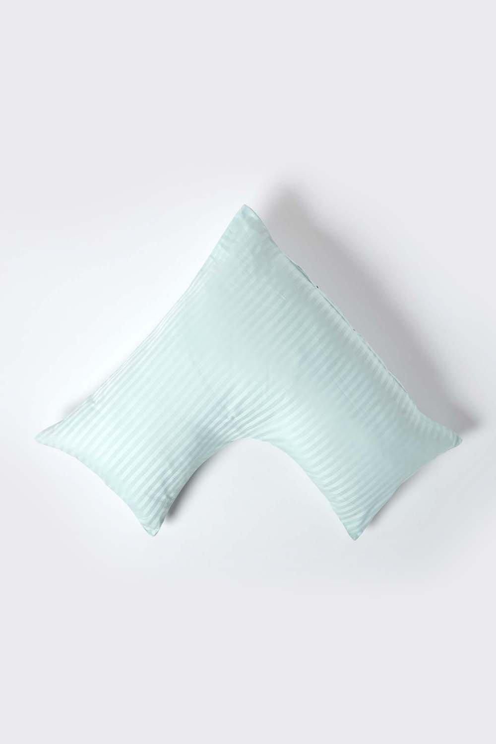 Homescapes Egyptian Cotton Super Soft V Shaped Pillowcase 330 TC in Aqua