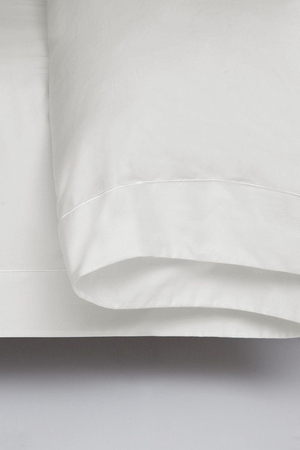 Belledorm Egyptian Cotton 400 Thread Count Oxford Duvet Cover in Ivory