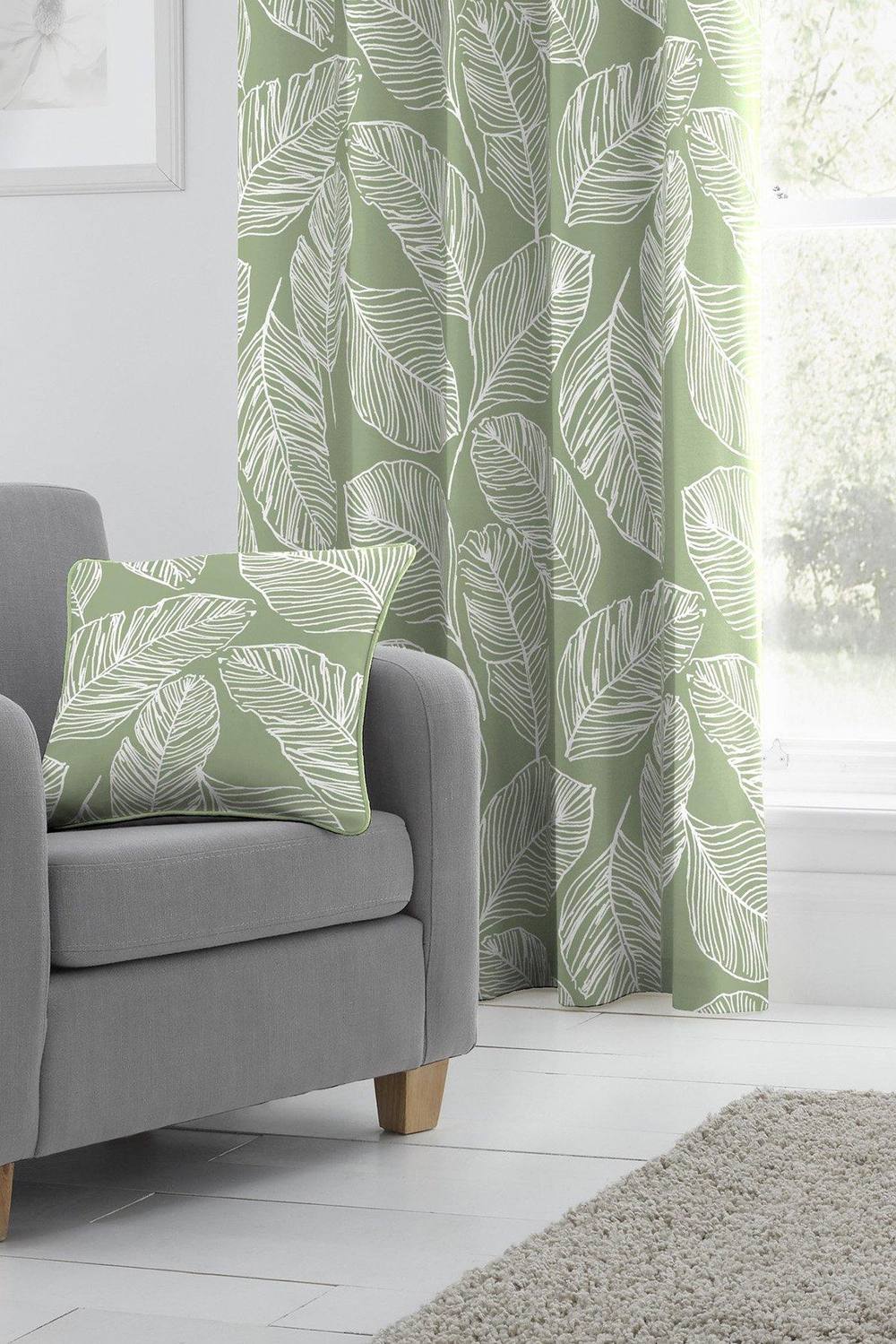 Fusion 'Matteo' Hand Drawn Leaf Print Filled Cushion 100% Cotton in Green 2