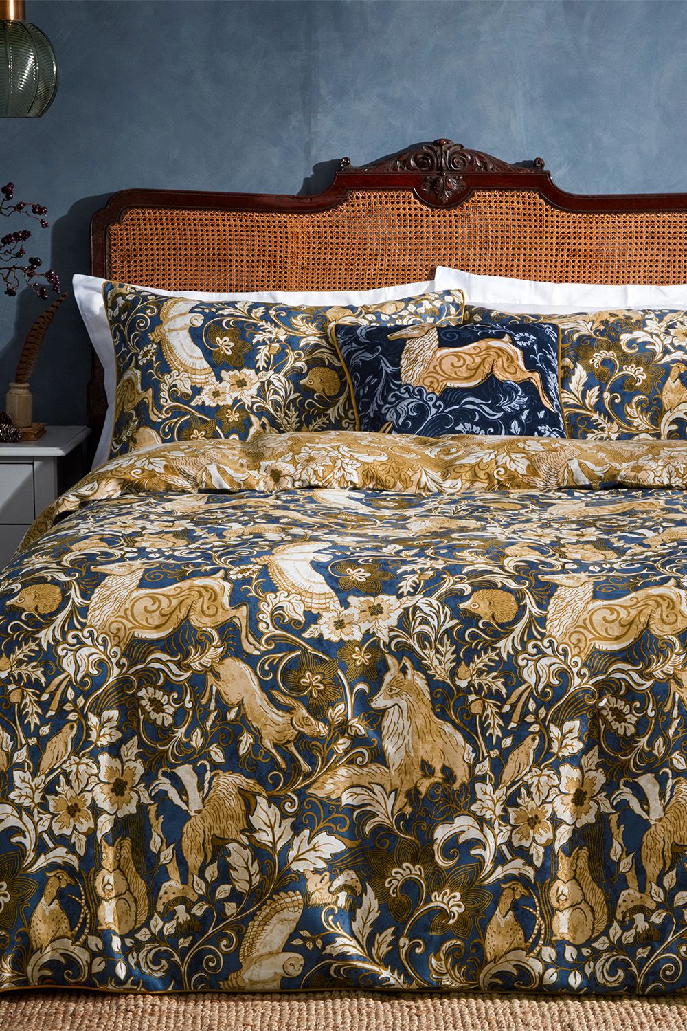 Paoletti Harewood British Animal 100% Cotton Duvet Cover Set in Blue