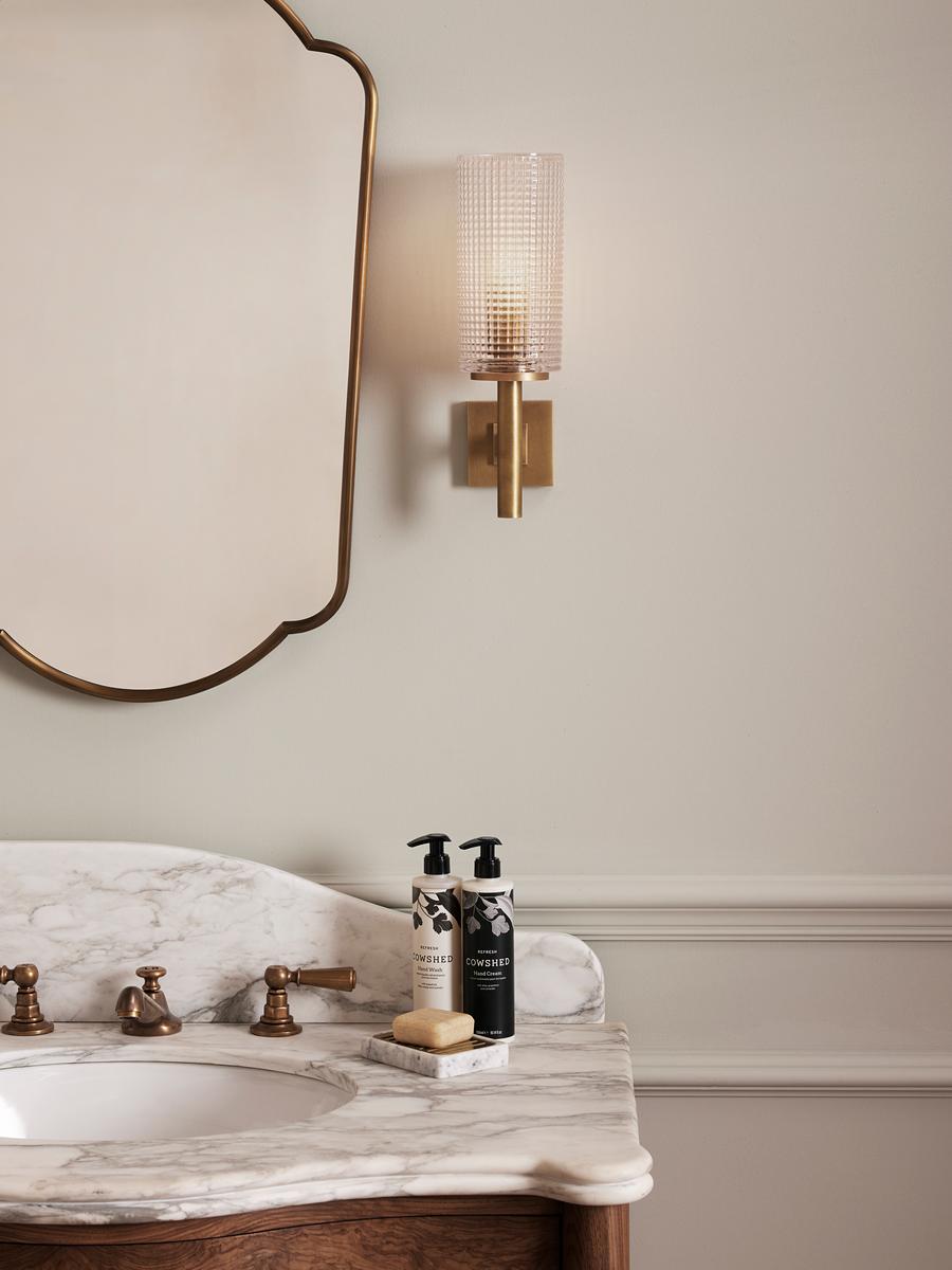 Skye Wall Light