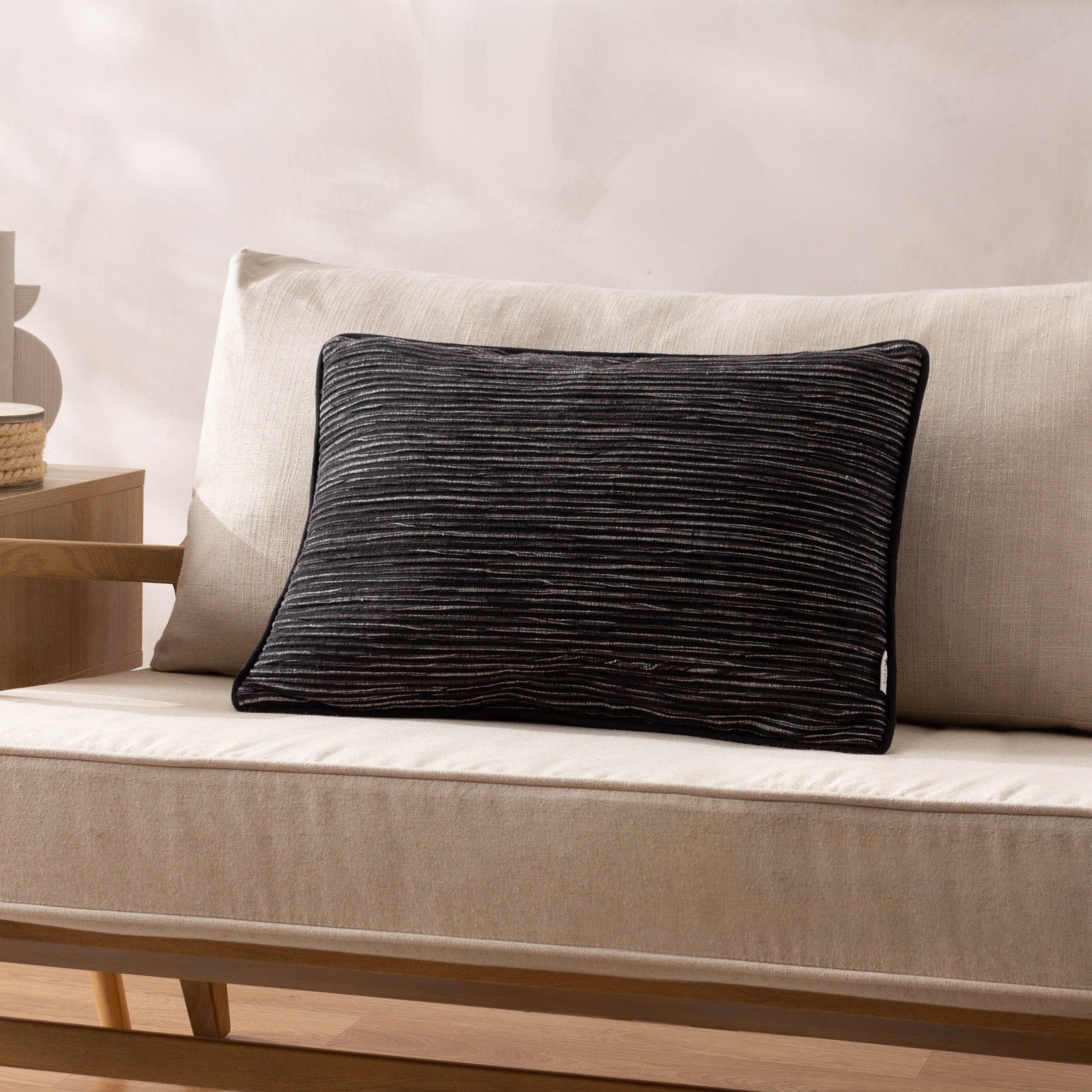 Yard Cove 100% Cotton Ribbed Cushion in Black
