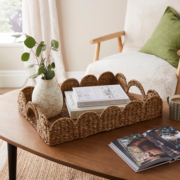 Seagrass Scallop Tray