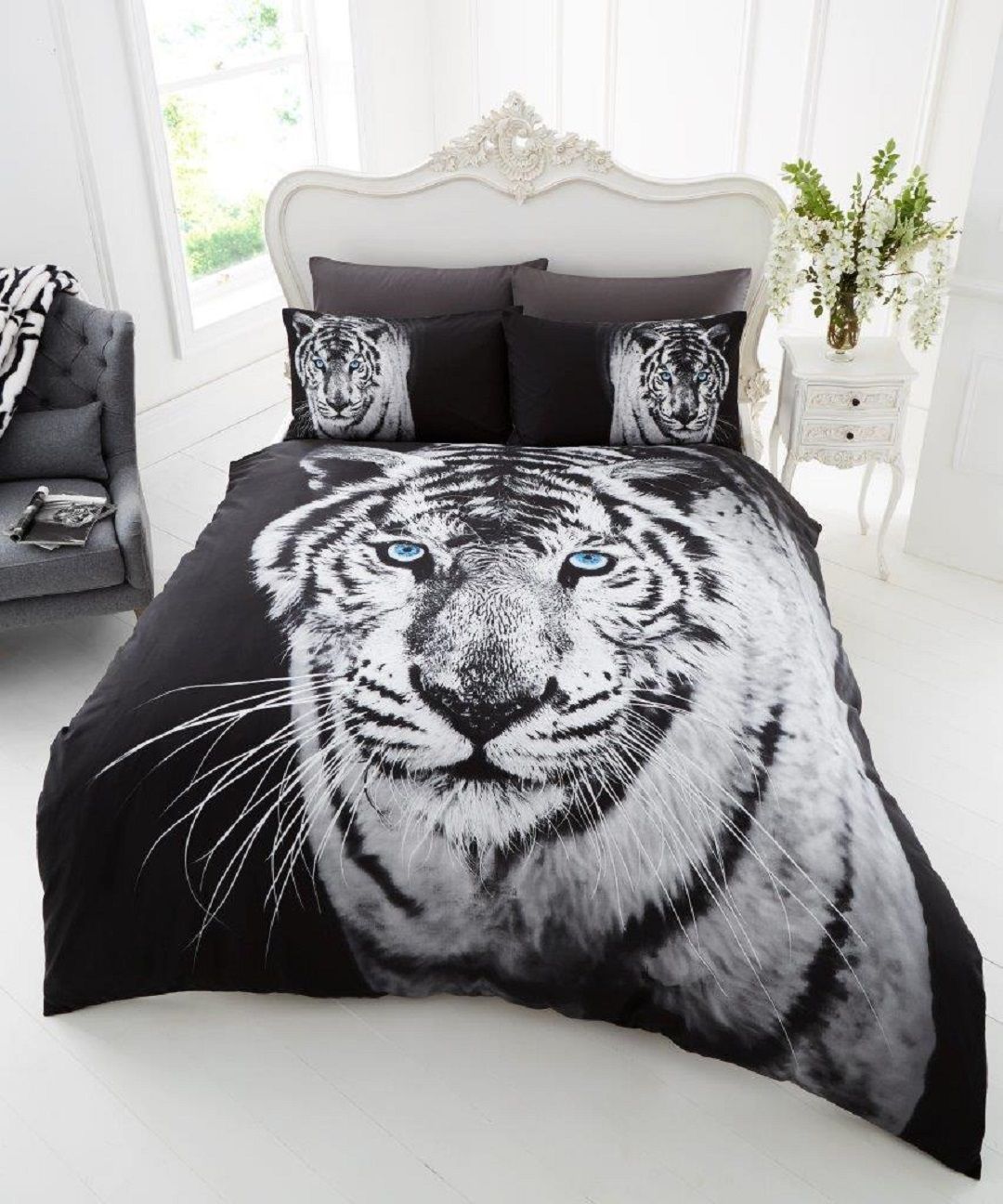 Smart Living 3D Effect Animal Polycotton Printed Duvet Cover Set in White