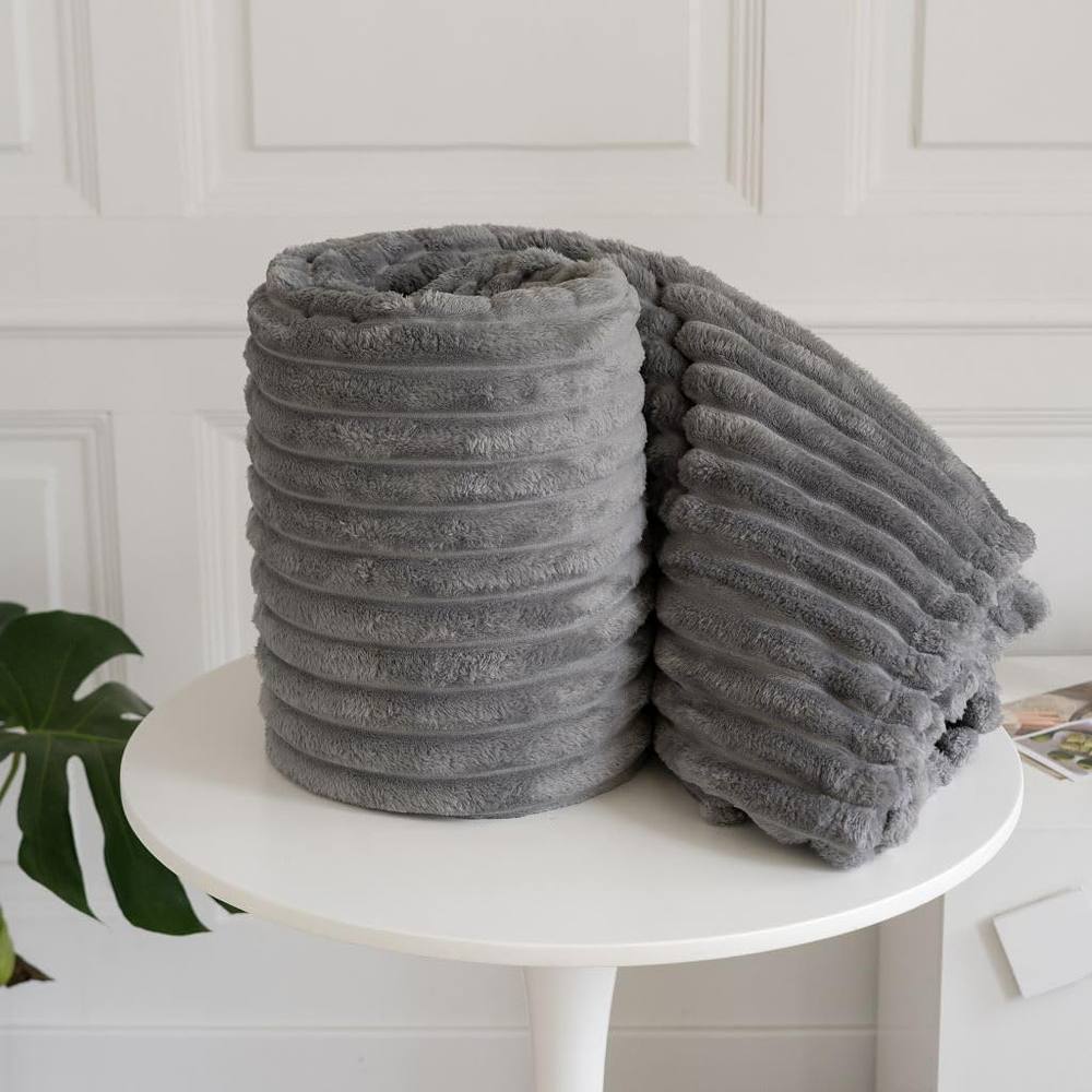 Homes-Linen Chunky Ribbed Cord Faux Fur Velvet Touch Throw Blanket 200x240cm in Charcoal