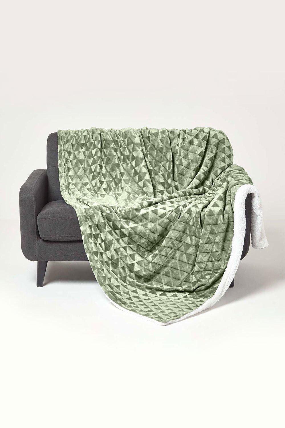 Homescapes Geometric Triangle Velvet Throw in Green