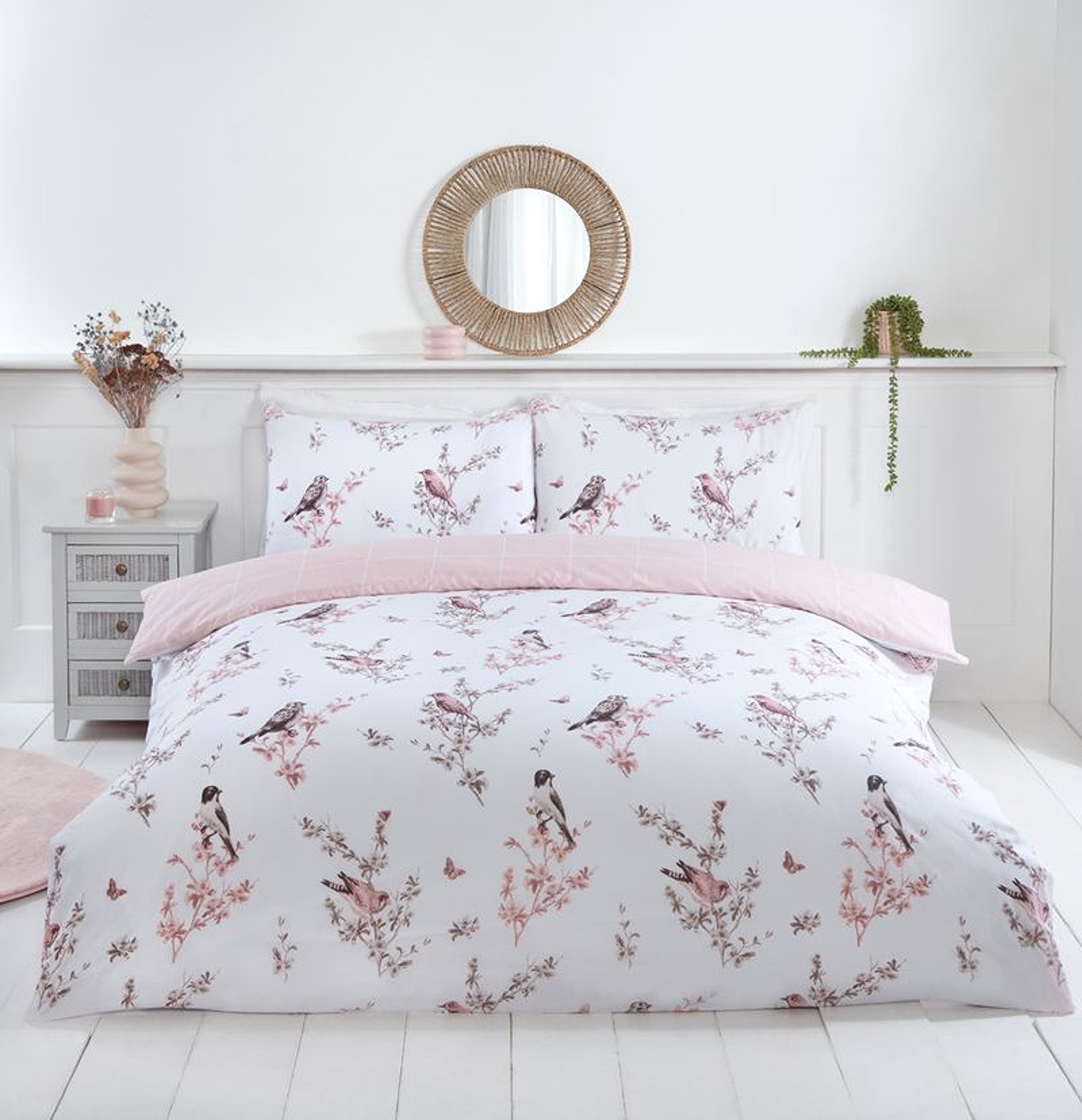 Rapport Home Vintage Toile Floral 180 Thread Count Microfibre Duvet Set with Pillowcase