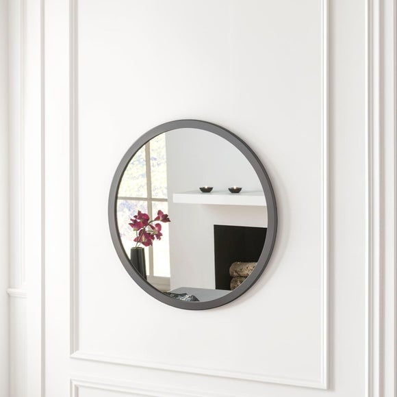 Yearn Classic Round Wall Mirror