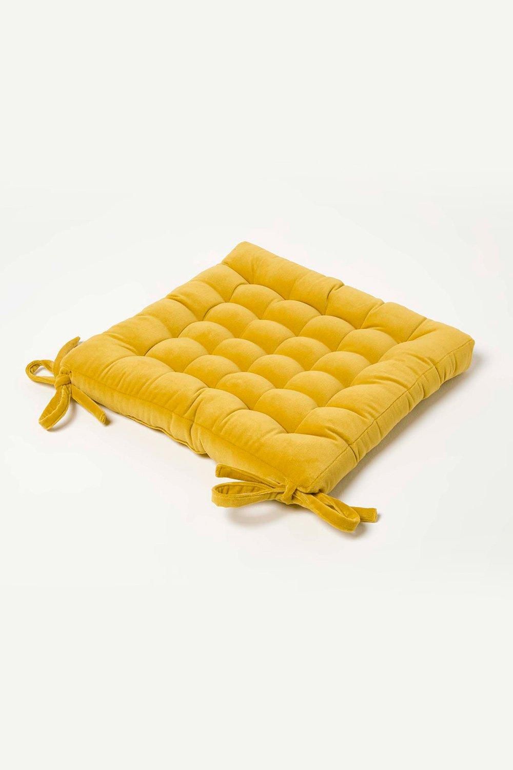 Homescapes Seat Pad Luxury 100% Cotton Velvet Indoor Outdoor Garden Cushion, 40cm in Mustard