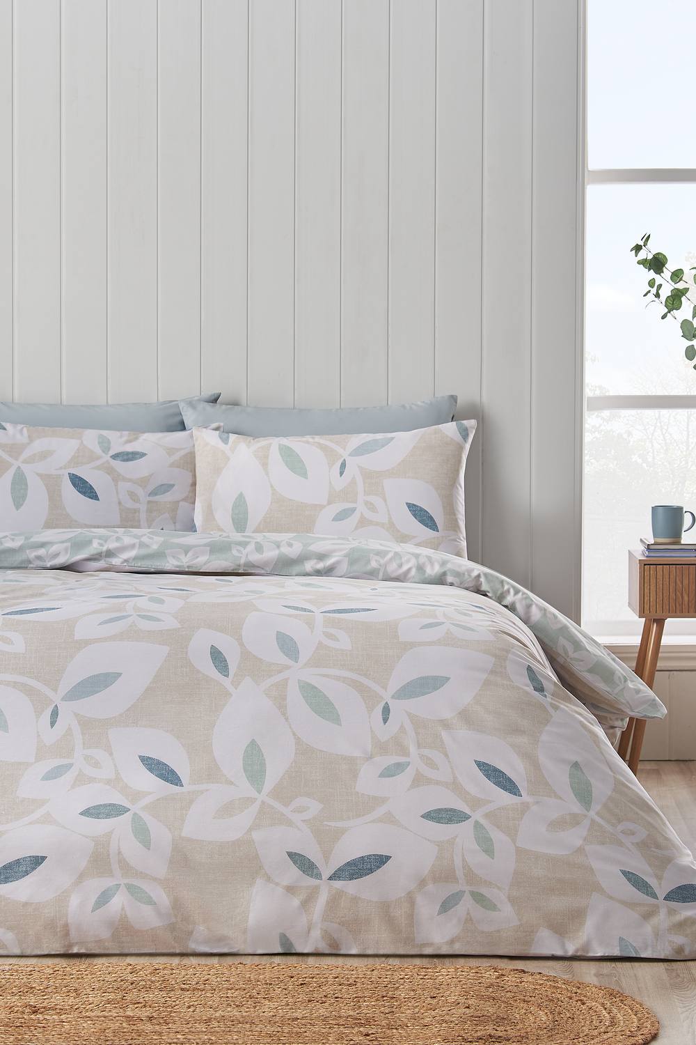 Catherine Lansfield 'Inga Leaf' Reversible Duvet Cover Set in Natural