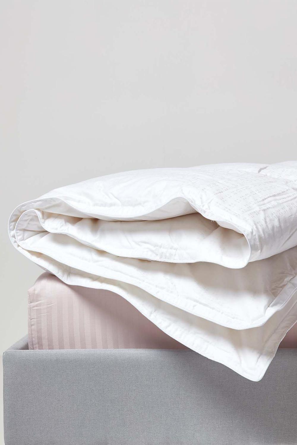 Homescapes Premium White Goose Down 13.5 Tog Winter Duvet 2
