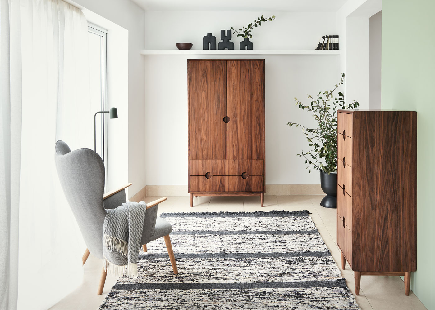 Heal's Amira Double Wardrobe Walnut