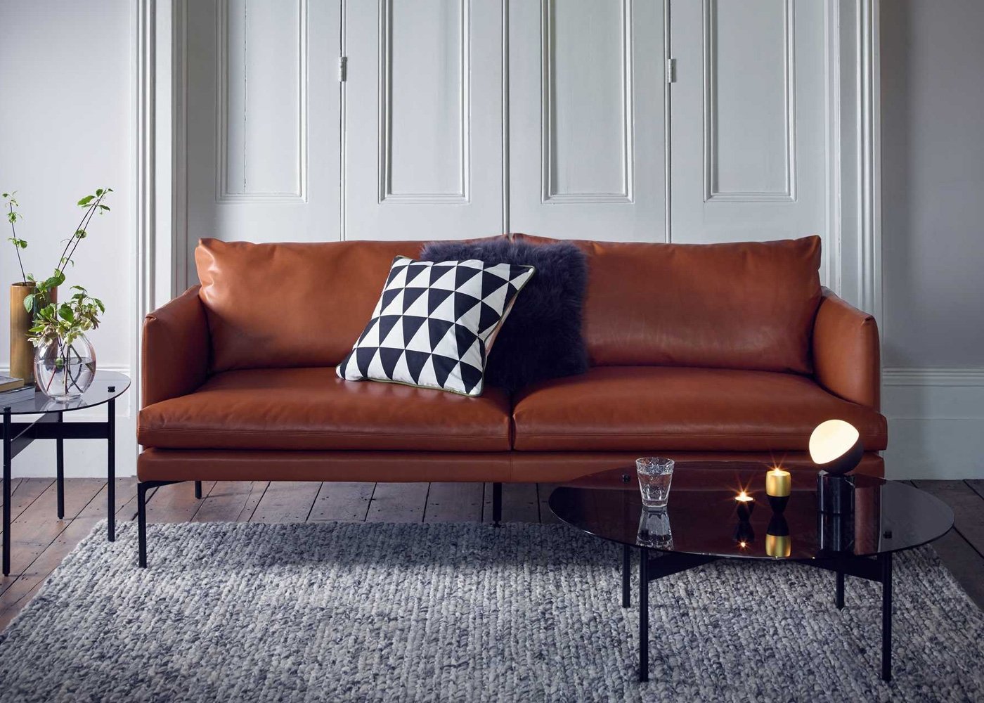 Heal's Matera 4 Seater Sofa Daino Leather Elephant Grey Black Feet