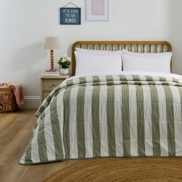 Nova Stripe Bedspread