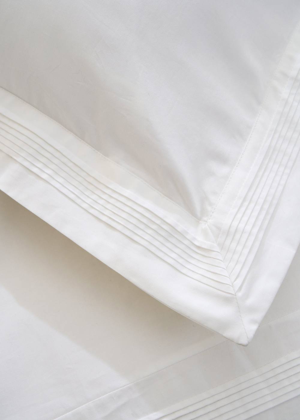 Truly Set of 2 White Micro Pleat Cotton Oxford Pillowcases