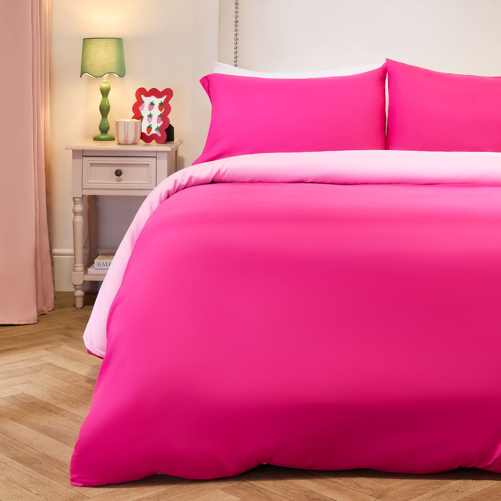 OHS Plain Reversible Duvet Cover With Pillowcase Set in Bright Pink