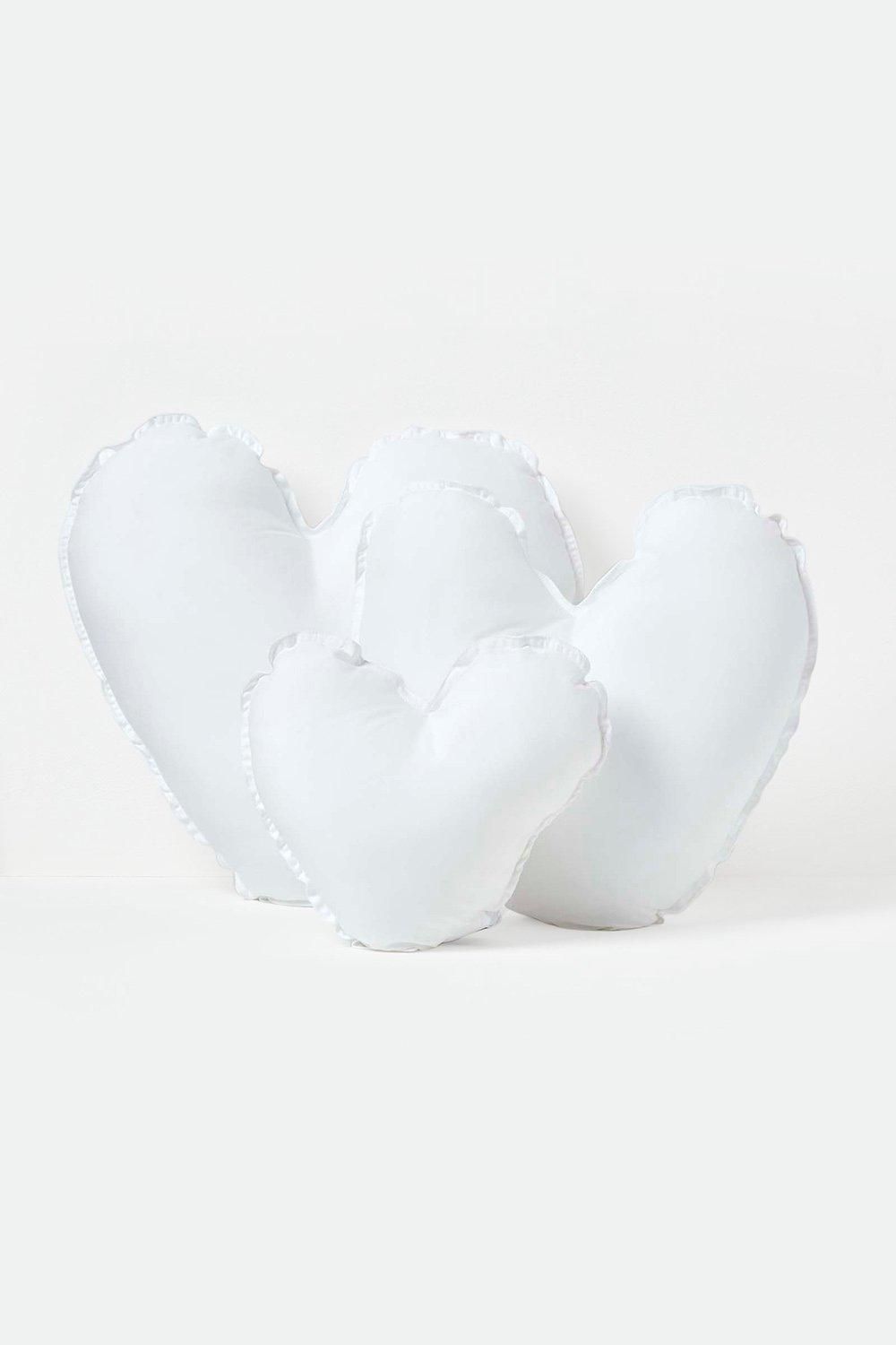 Homescapes Super Microfibre Heart Shaped Cushion Pad - Cushion Filler & Inserts in White 6