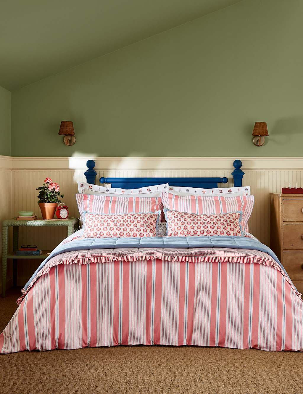Joules Pure Cotton Siesta Stripe Bedding Set Red Mix