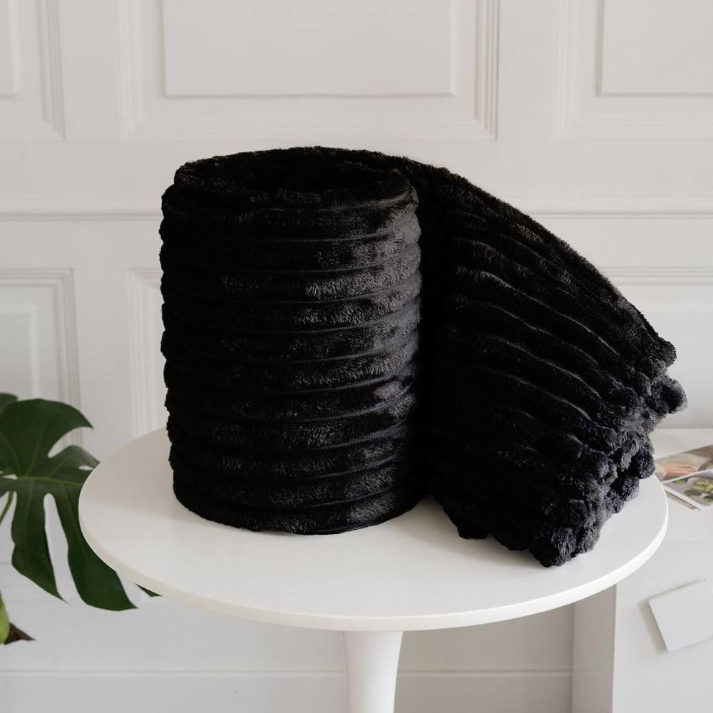 Homes-Linen Chunky Ribbed Cord Faux Fur Velvet Touch Throw Blanket 200x240cm in Black