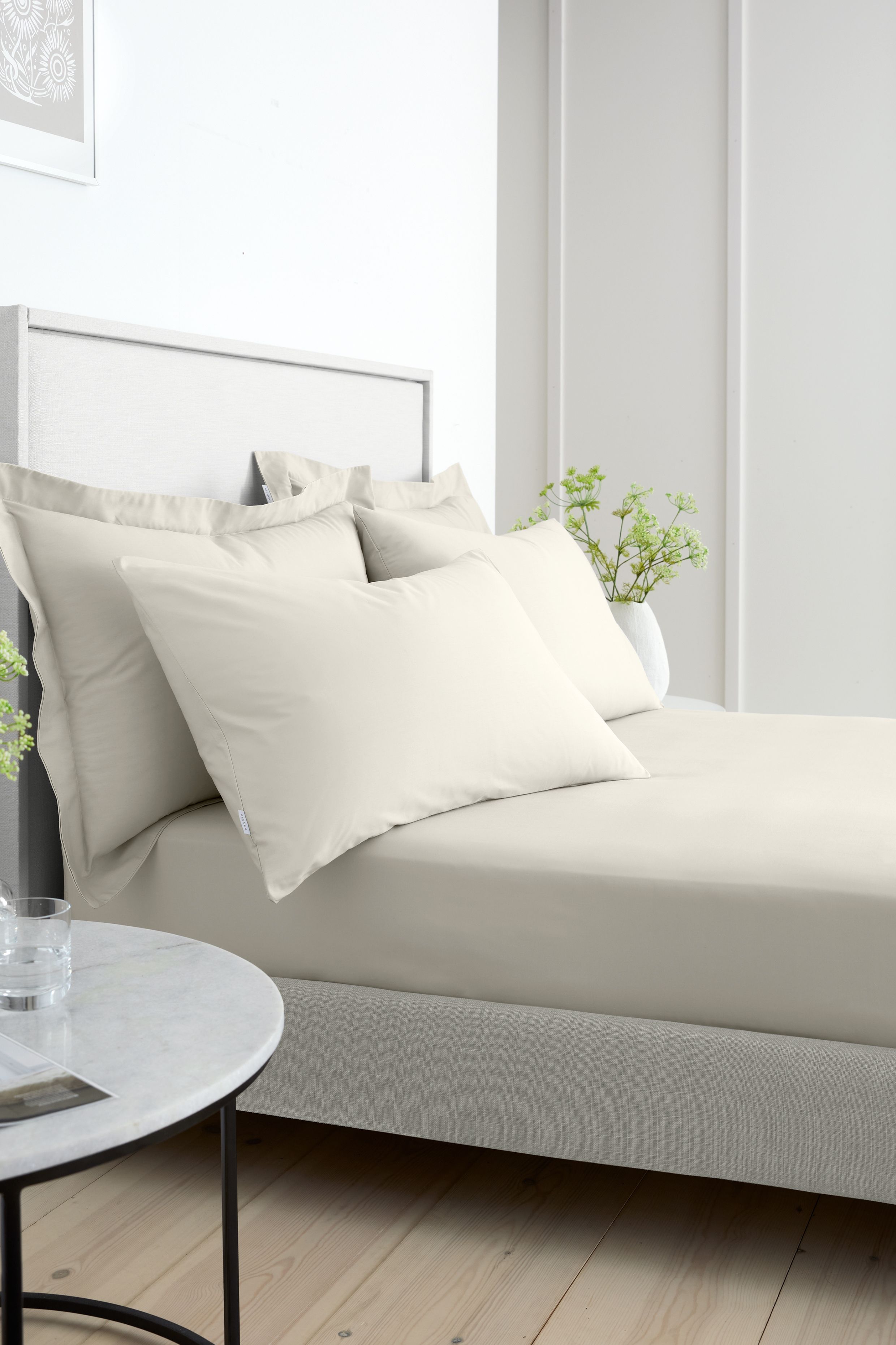 Bianca '200 Thread Count Cotton Percale' Standard Pillowcase Pair in Natural 4