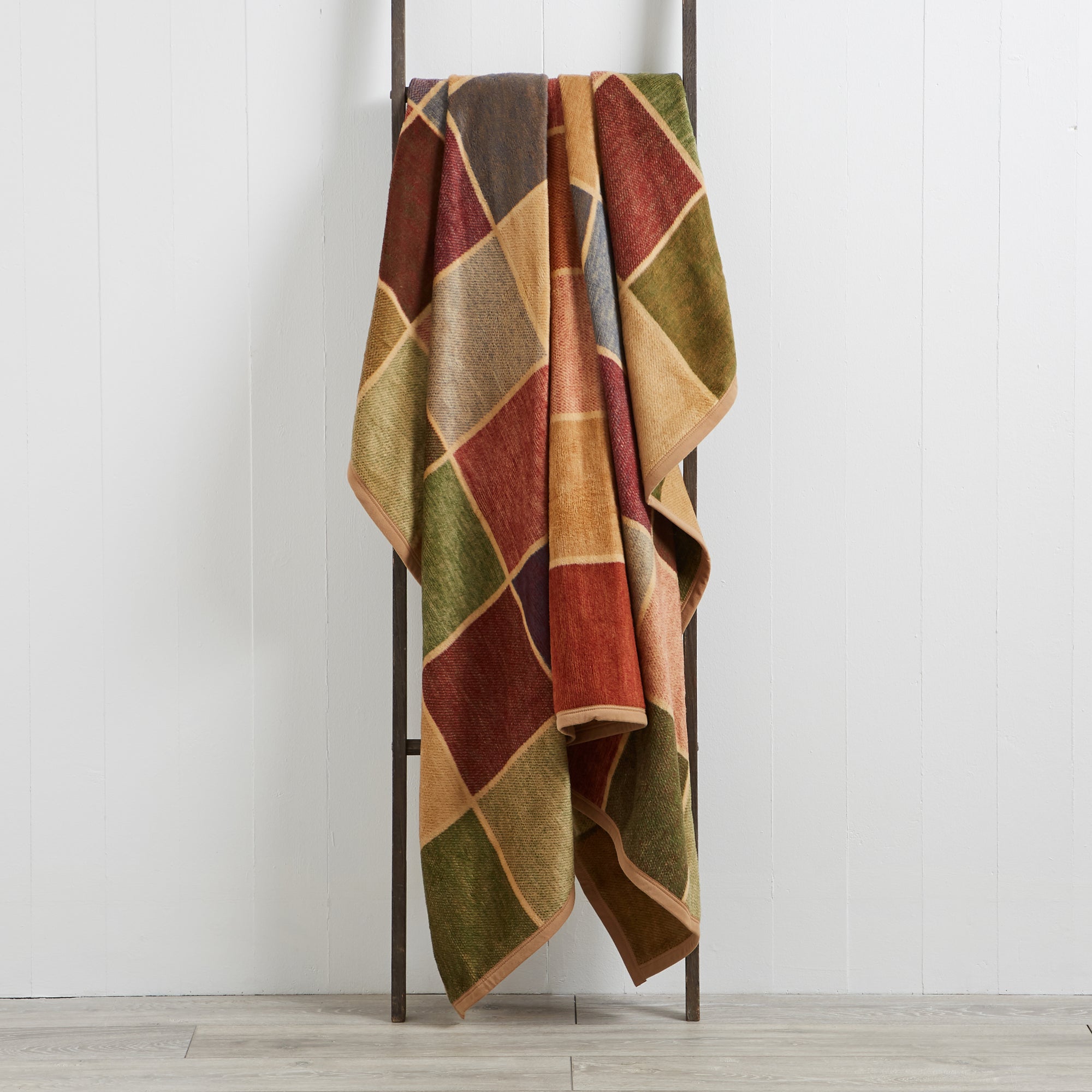Thermosoft Checked 220cm x 240cm Blanket Brown / Blue / Red