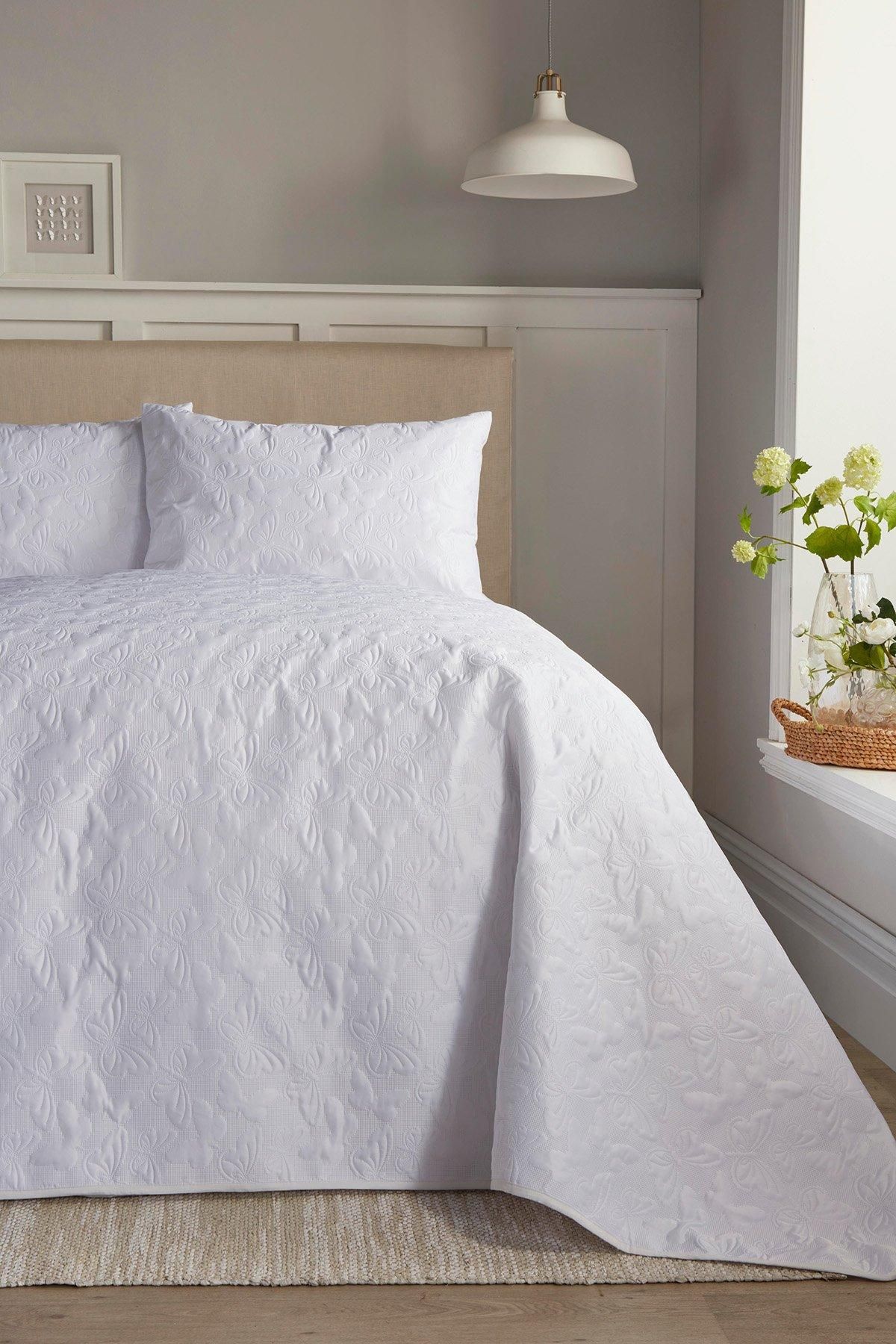 Serene 'Butterfly Garden' Pinsonic Soft Touch Duvet Cover Set in White