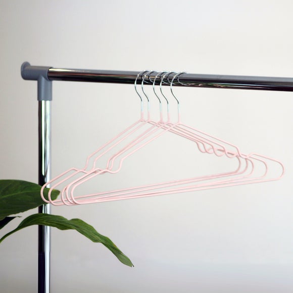Set of 5 Coated Wire Hangers 2