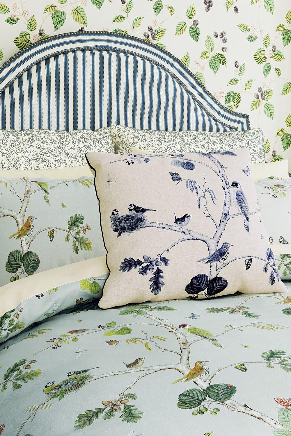 Sanderson 'Woodland Chorus' Square Pillow Case Pair in Light Blue 2