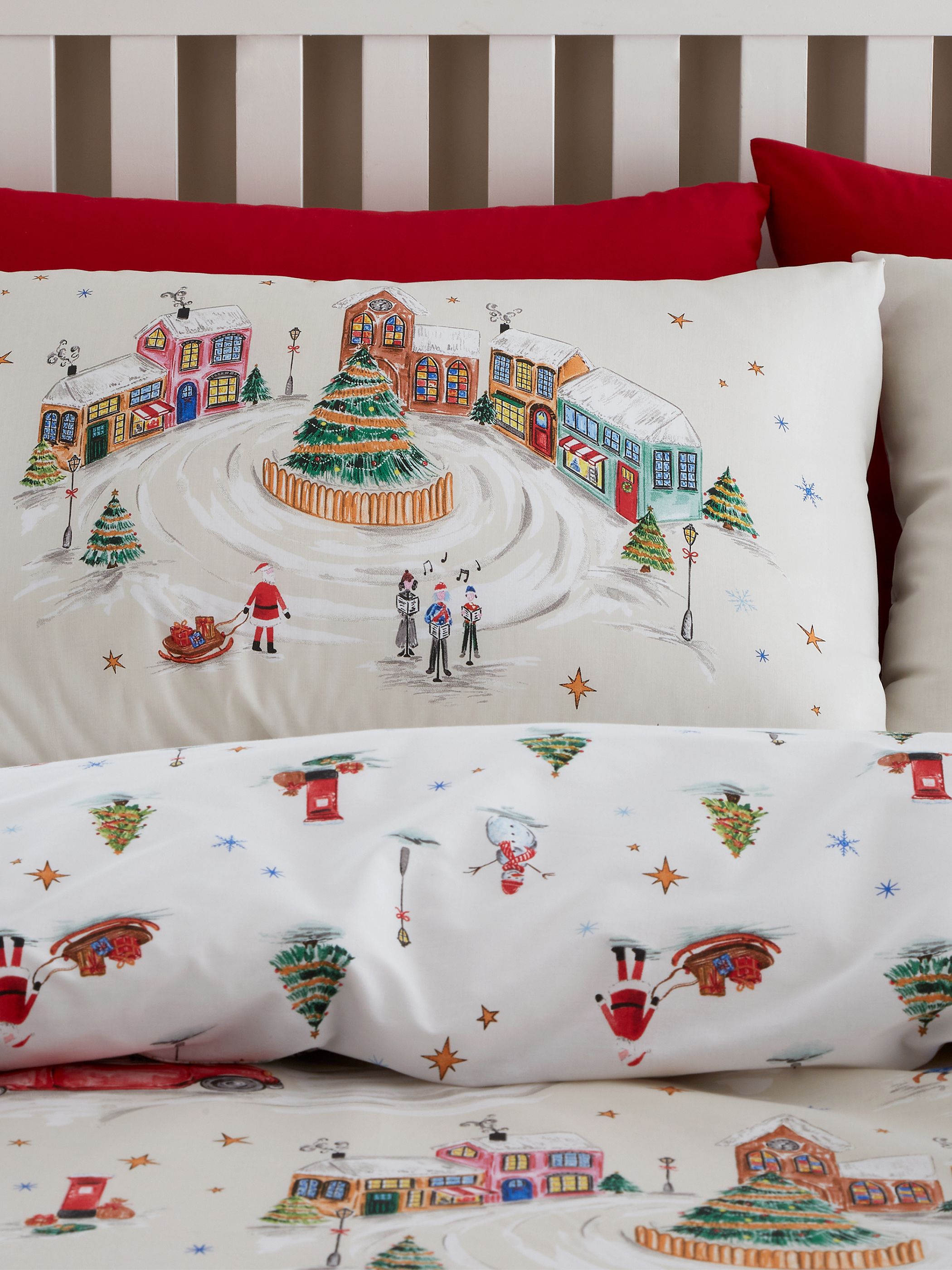 Catherine Lansfield 'Christmas Town' Duvet Cover Set 3