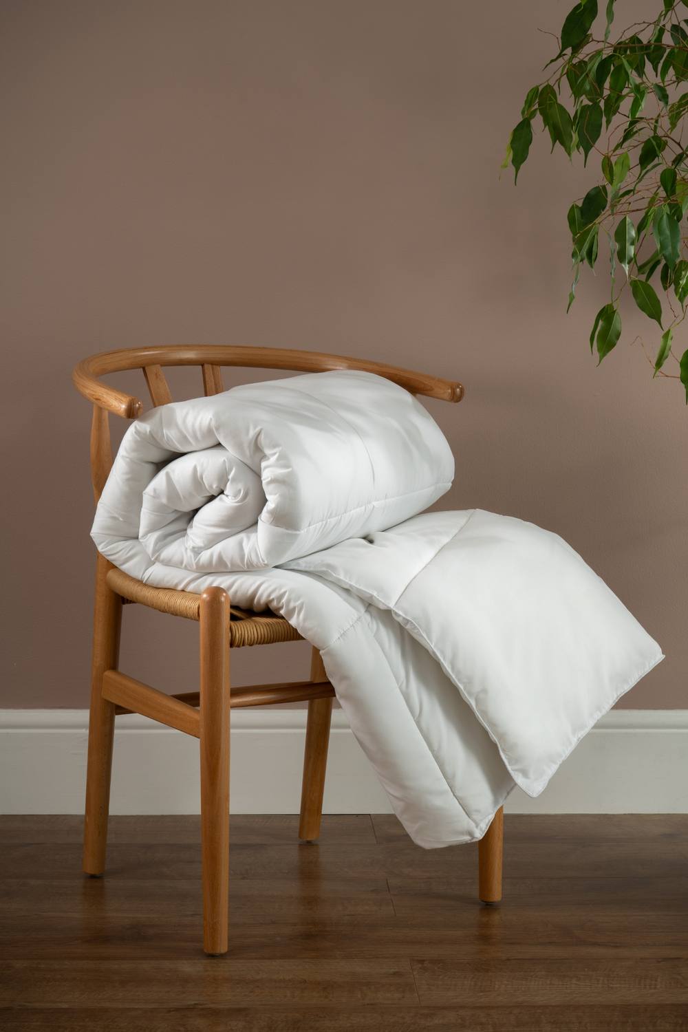 Soak&Sleep 9 Tog EveryNight Essential Duvet in White