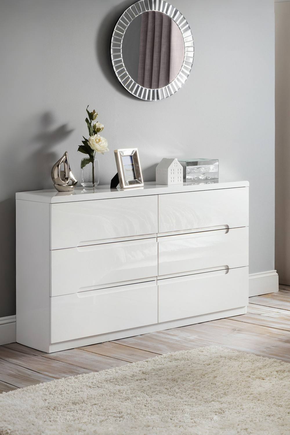 Julian Bowen Manhattan 6 Drawer Wide Chest in White