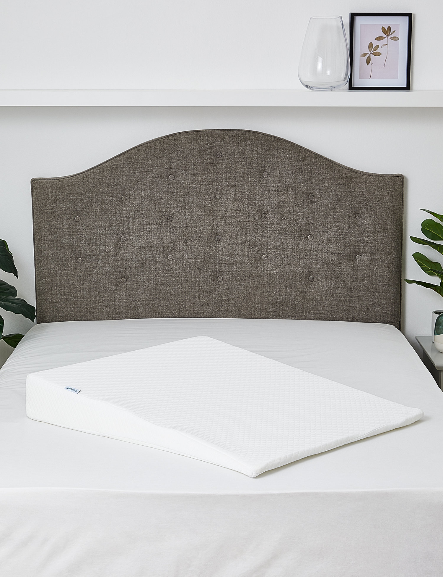 M&S Kally Sleep Acid Reflux Firm Wedge Pillow