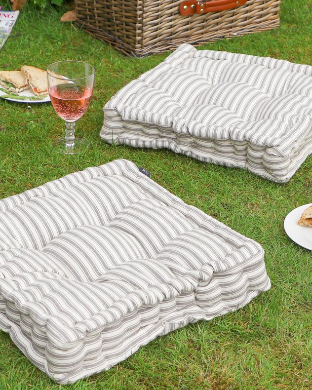 Dibor Set of 2 Grey Striped Box Outdoor Garden Chair Seat Pad Cushions L40cm x W40cm
