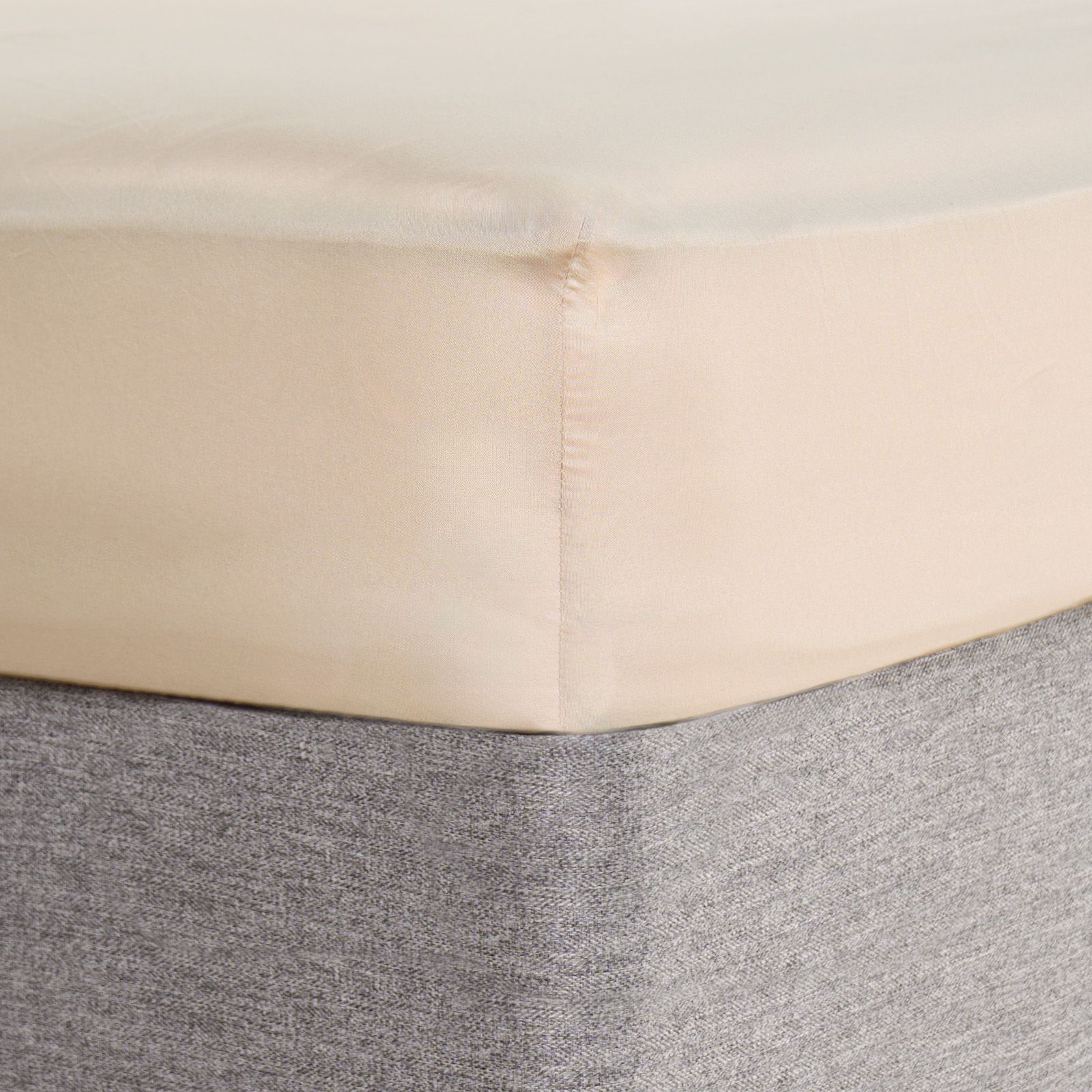 OHS Luxury Plain Dyed Cotton 30cm Deep Fitted Bed Sheet in Natural | Size: Double