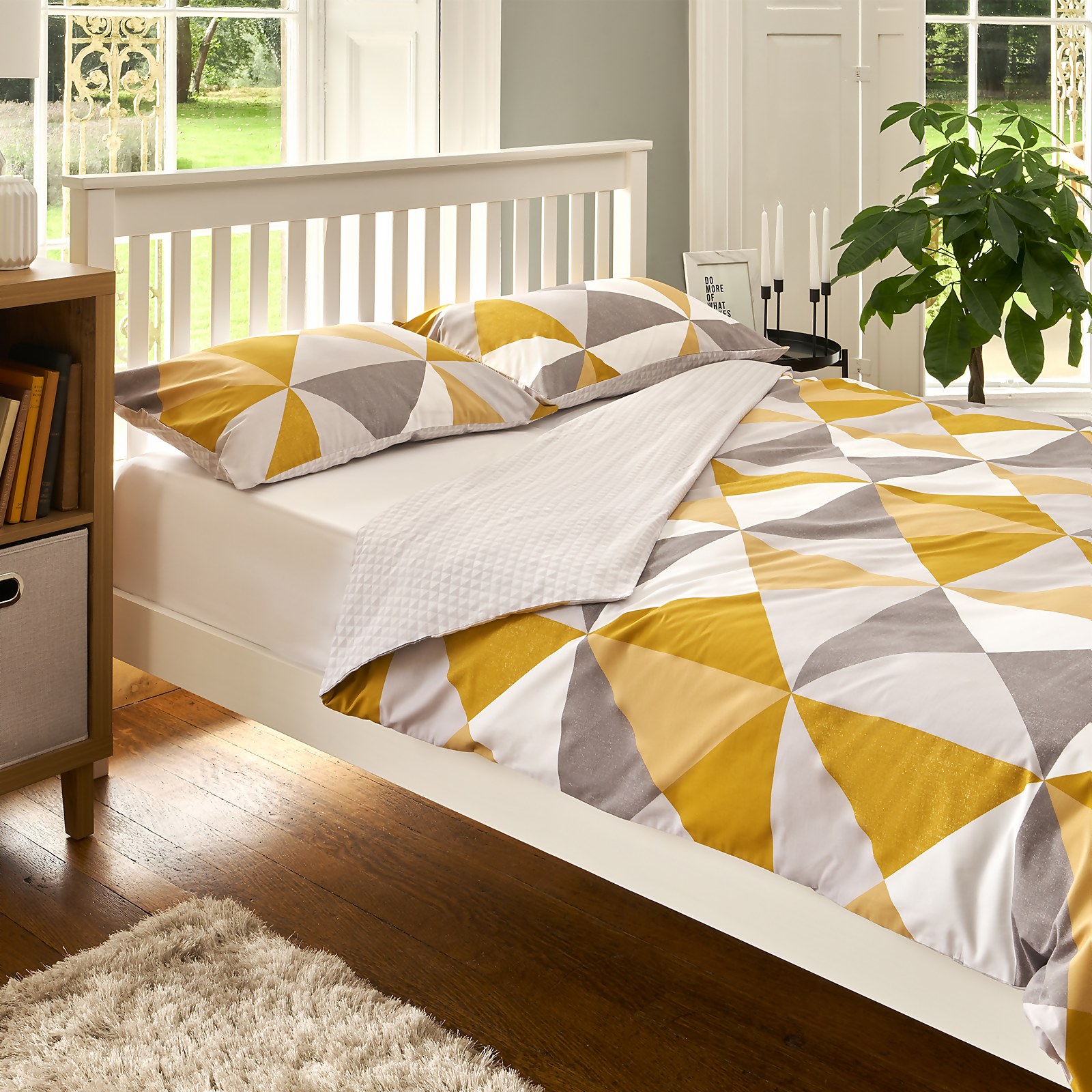 The Willow Manor Easy Care Percale Double Duvet Set Mosaic Geo - Ochre