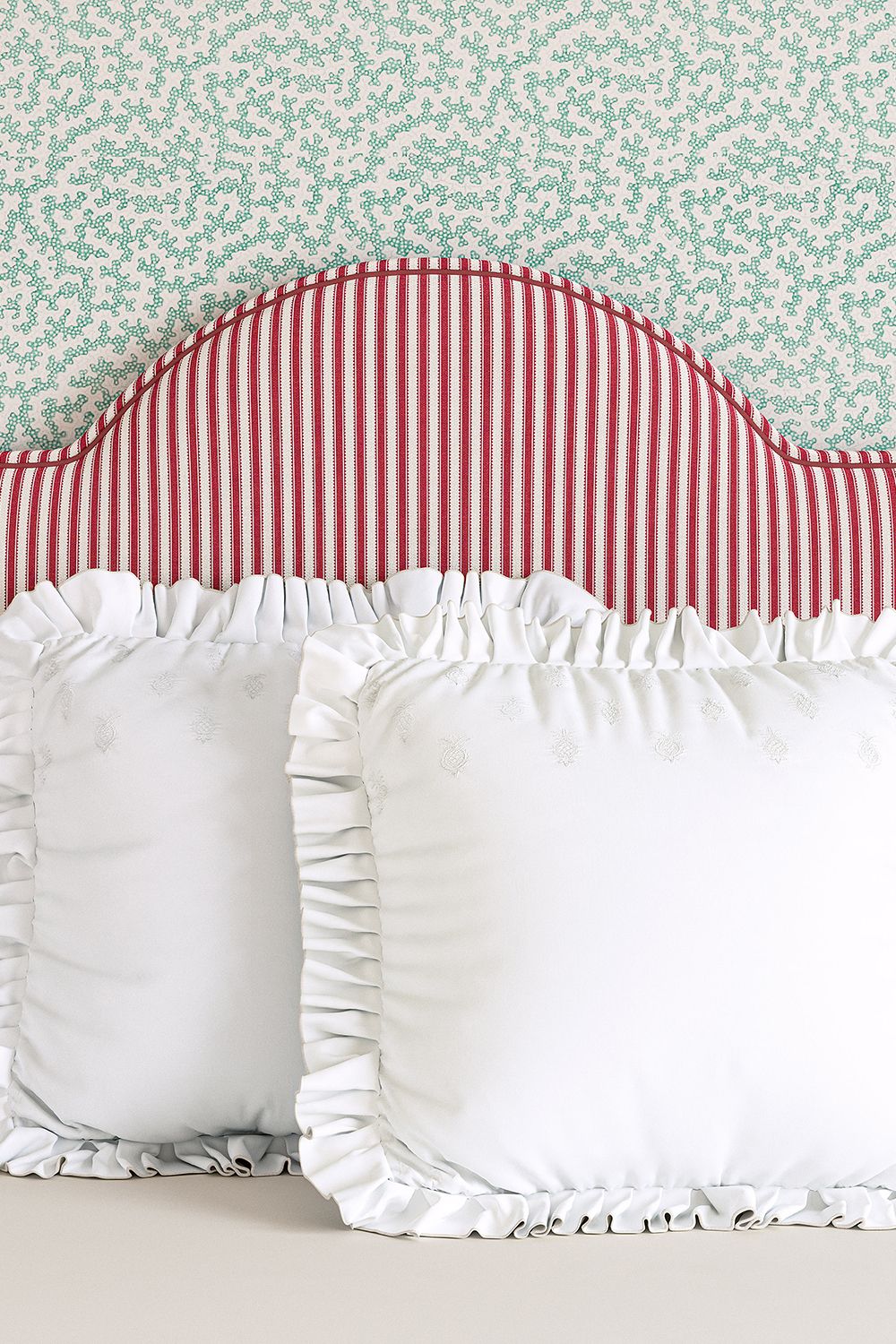 Sanderson 'Pinery' Cotton Square Pillowcase Pair in White 2