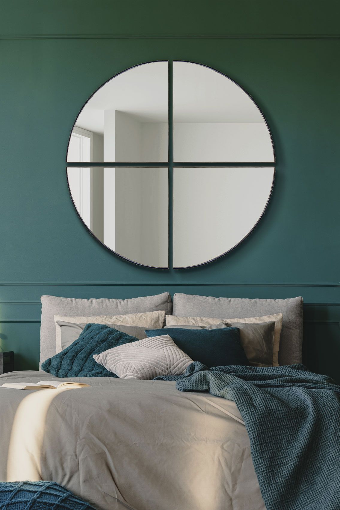 MirrorOutlet New Black XL Circular Metal Wall Mirror 54" X 54" (140 x 140CM)
