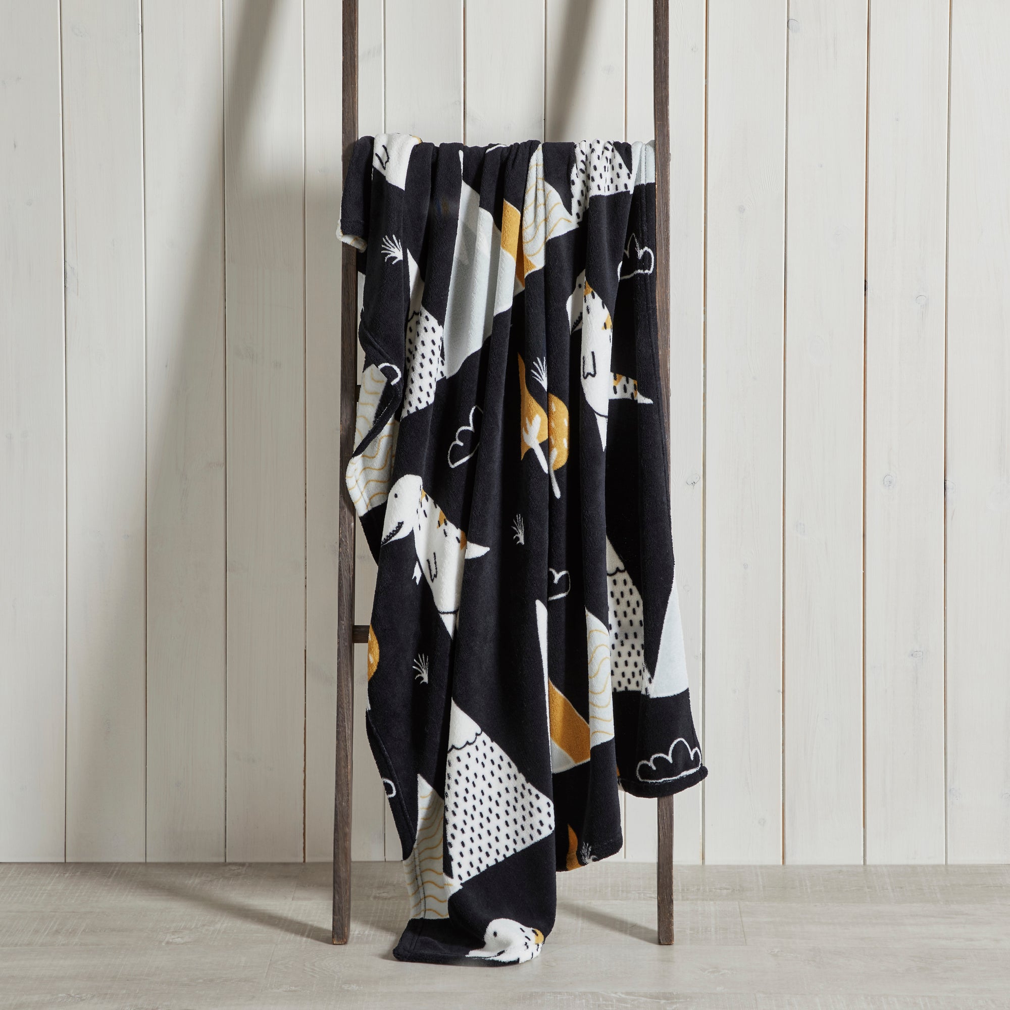 Geosaurus Fleece Blanket Black and white
