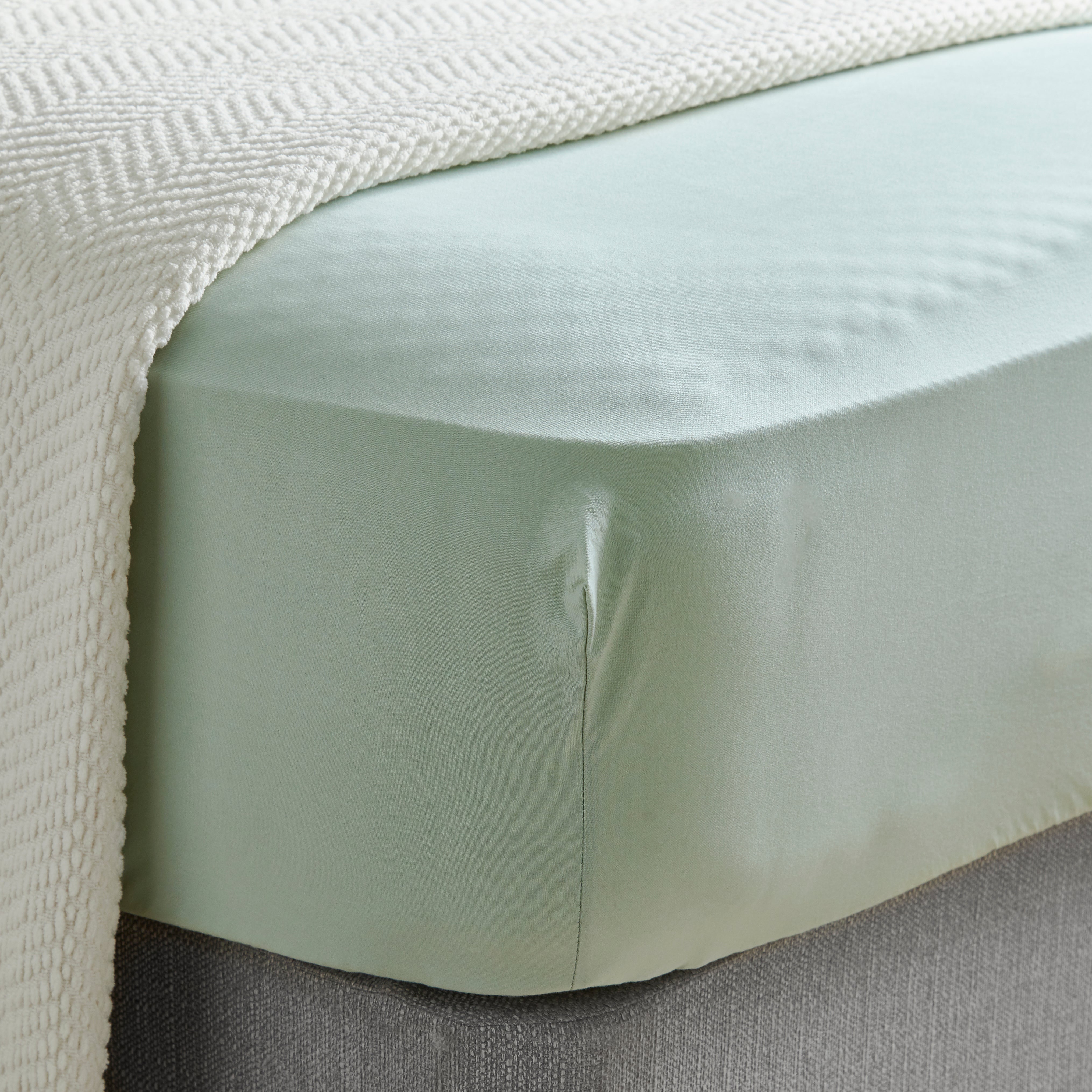 Washed Cotton Fitted Sheet Green