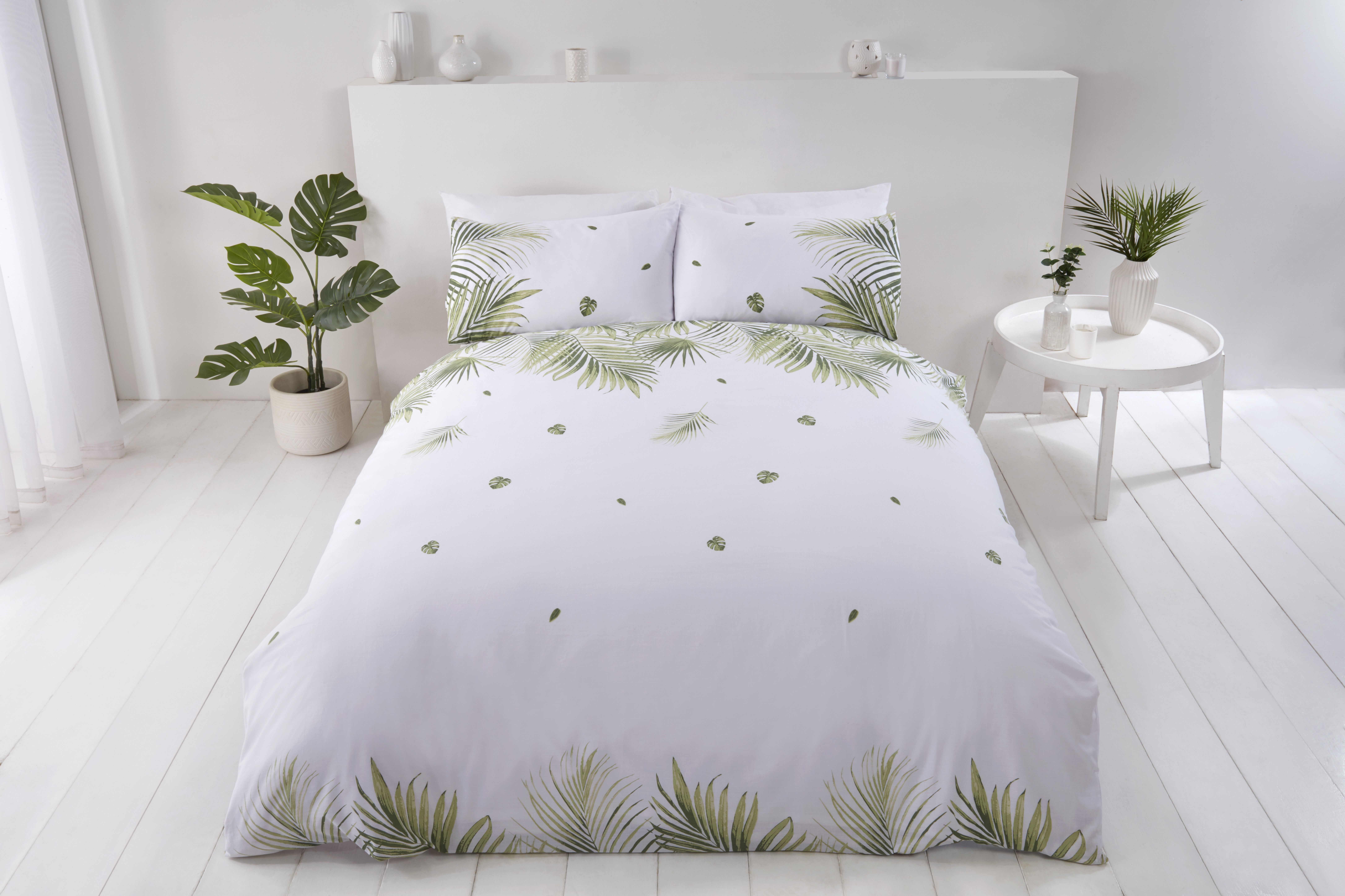 Rapport Home PH Tropics Polycotton Duvet Cover Set With Pillowcase in Green