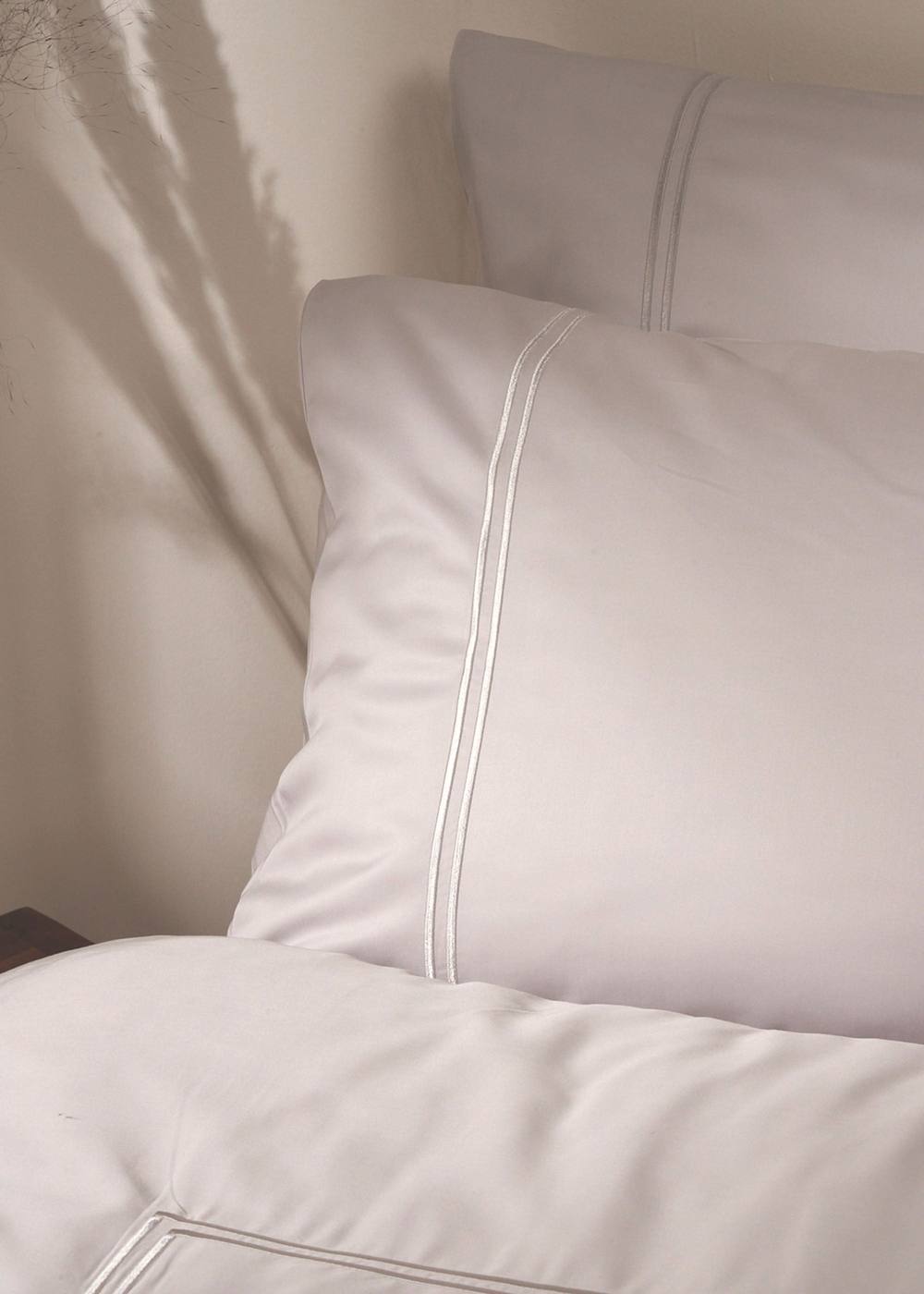 Truly Set of 2 Dove Grey Satin Stitch Bamboo Pillowcases in Light Grey